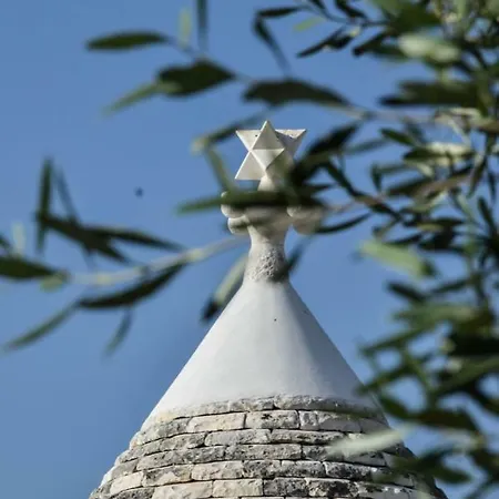 ヴィラ Trullo Genesi *