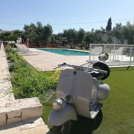 ヴィラ Trullo Genesi *